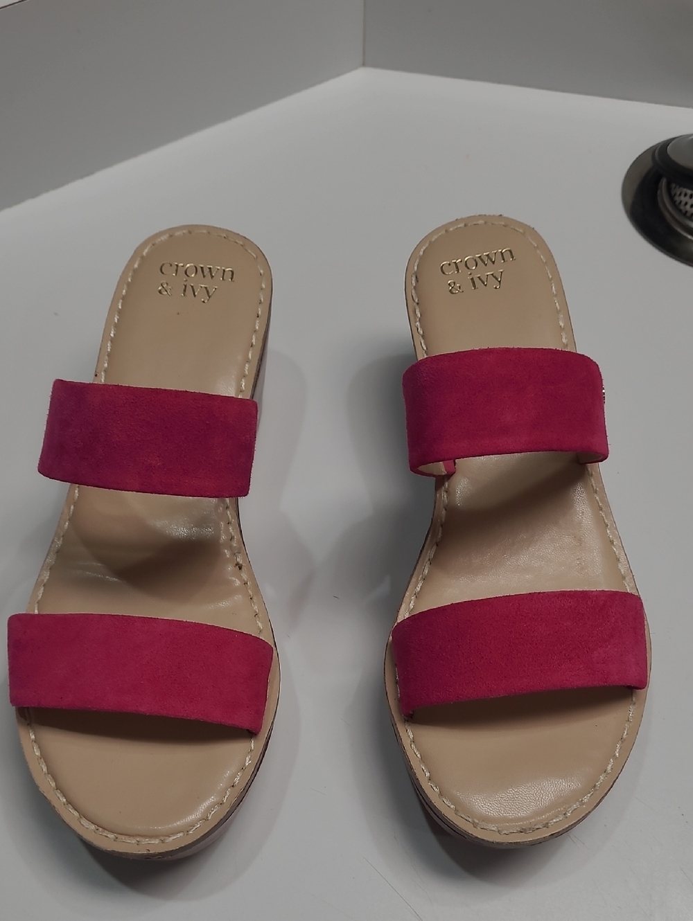Crown & Ivy Hot Pink Fuchsia Suede Double-Strap Slide Wedge Sandals - Size 10